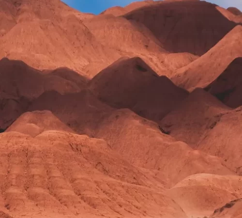 erstaunliche Farben und Formen einer trockenen Landschaft, Wüste das Labyrinth